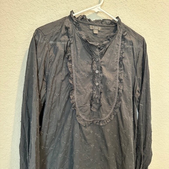 J. Crew Black Eyelet Ruffle 100% Cotton Loose Fitting Blouse - Size M - EUC - Picture 2 of 6